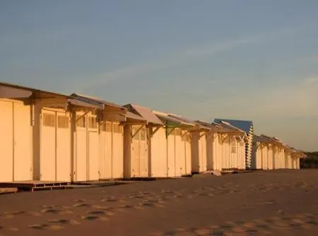 Escapade 3* De Haan